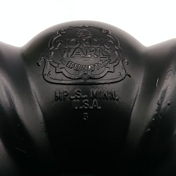 Nordic Ware- The Bundt Pan. 6 cups - Picture 4 of 6